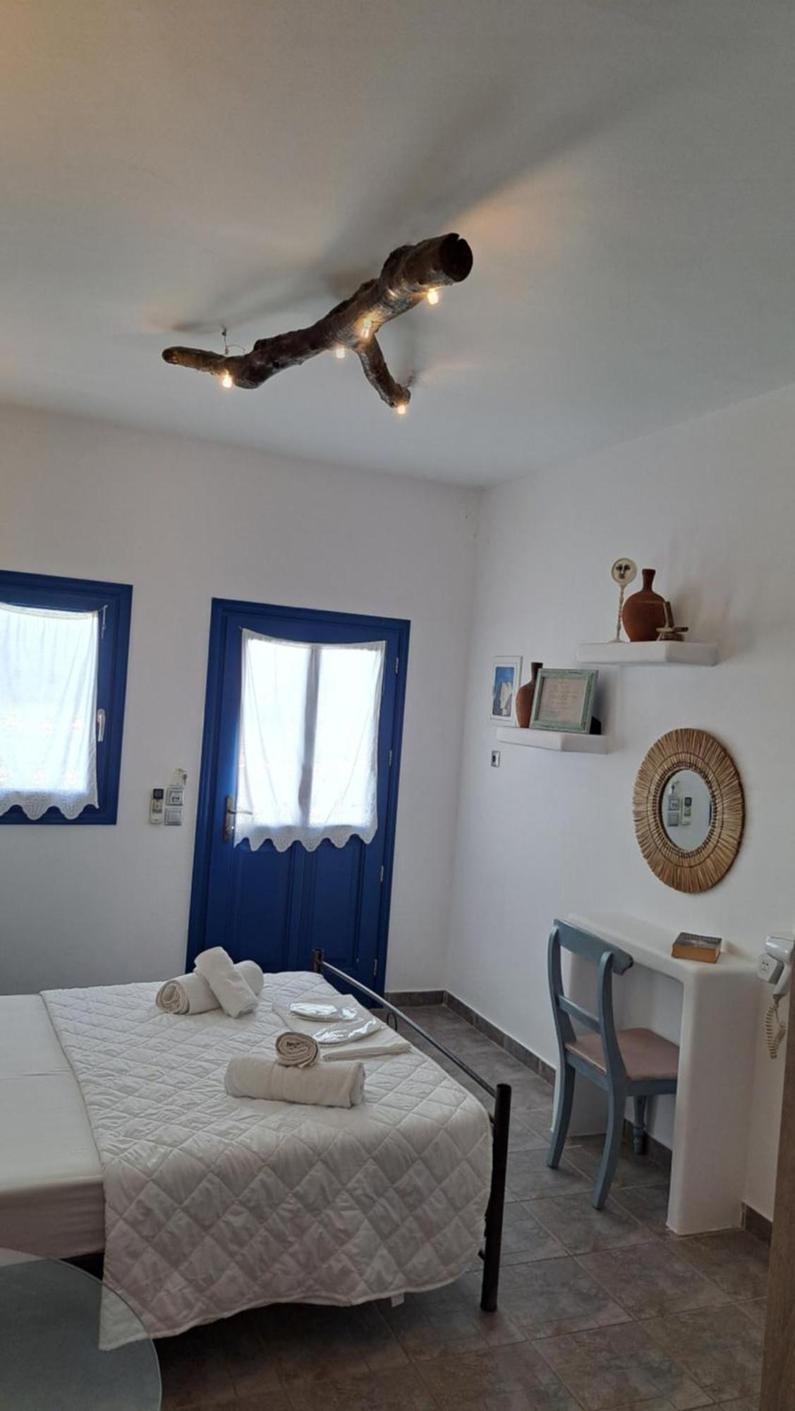 Margarita'S Rooms Folégandros Eksteriør billede
